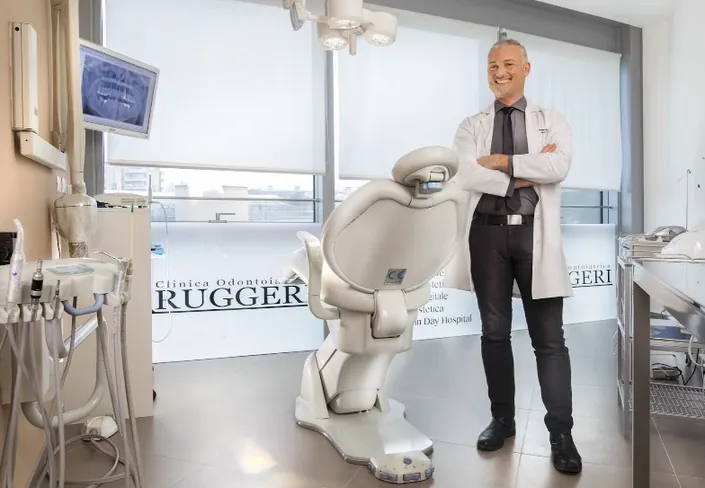 CLINICHE ODONTOIATRICHE RUGGERI Dott.Davide Ruggeri