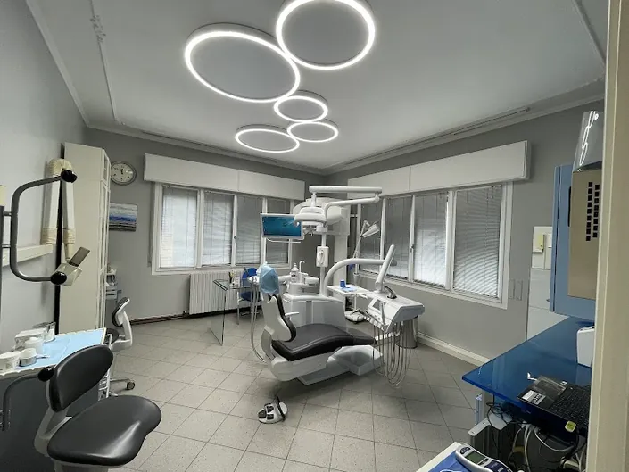 Del Grosso Dott. Giancarlo Odontoiatra – Dentista Modena