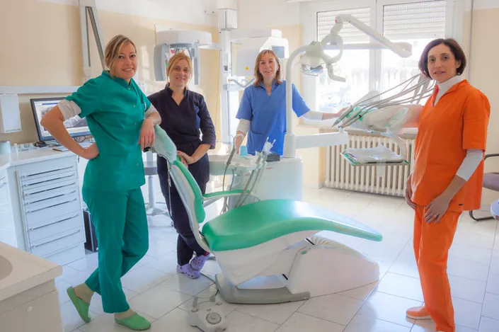 Dentista Iannotti Luisa – Studio Dentistico Odontoiatrico Rimini
