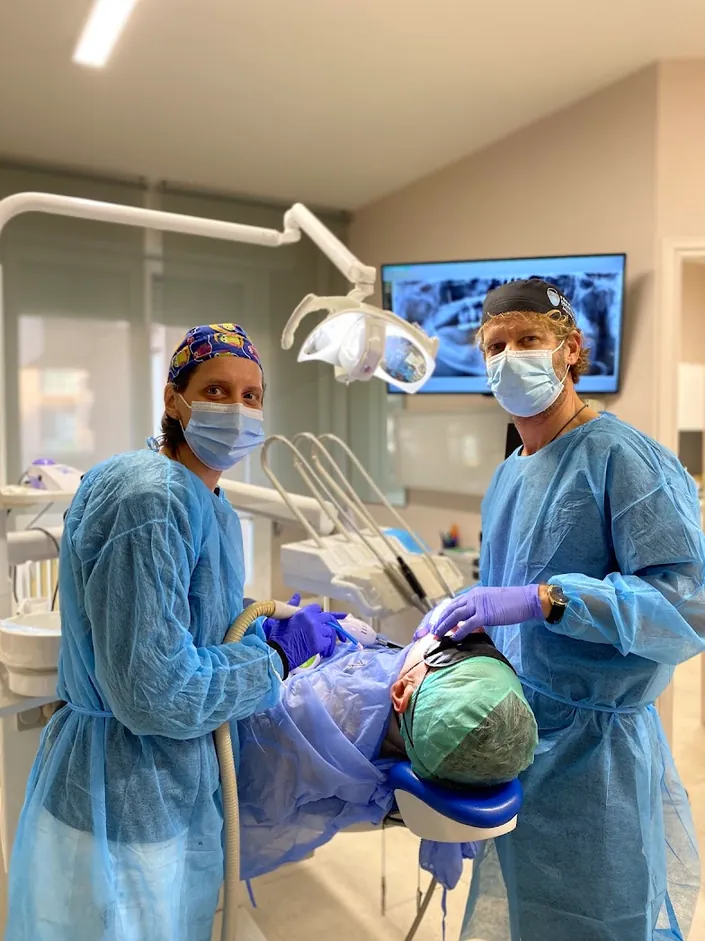 DR.ALBERTO ALESSANDRI-ODONTOIATRA E MEDICO ESTETICO PADOVA