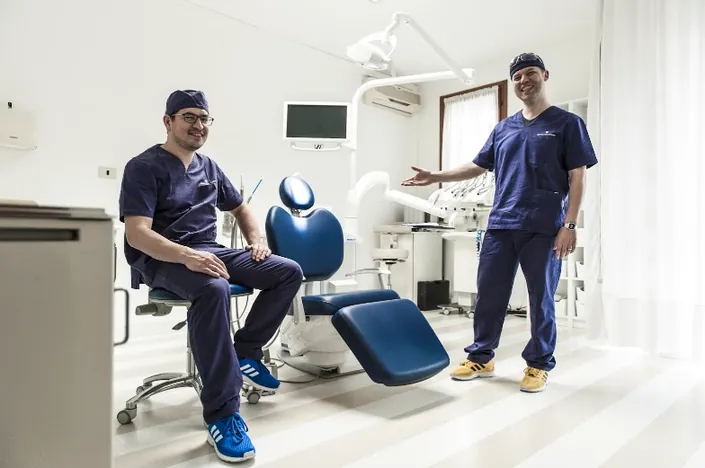 OBERHOLTZER & MARTINI Studio Dentistico