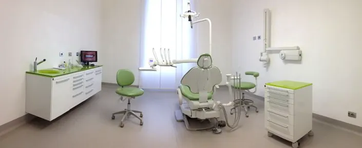 Studio Dentistico Associato Dott. Enrico Poglio – Dott Alessandro Rossi