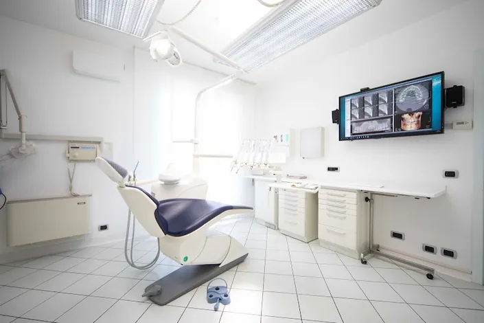 STUDIO DENTISTICO BENAZZATO & MEDICINA ESTETICA