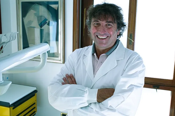 Studio Dentistico dott. Longo – Specialista in Impianti Dentali e Riabilitazione Dentale a Milano