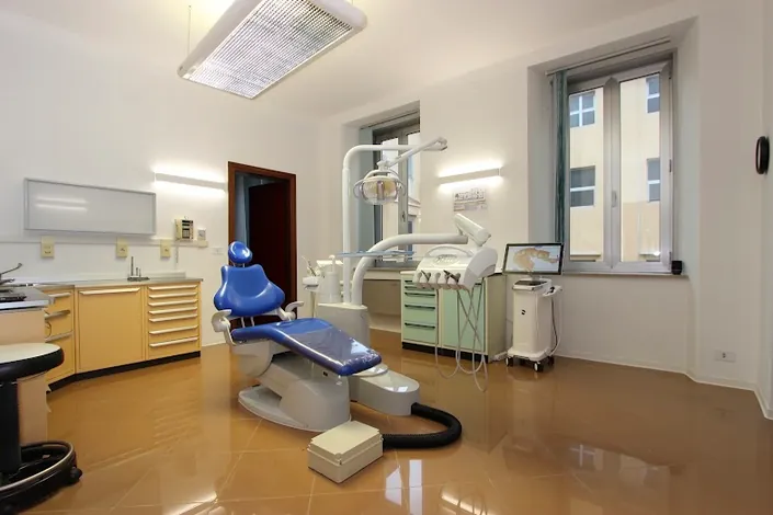 Studio dentistico dott. Luca Paoloni