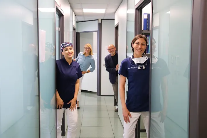 Studio Dentistico Dott.ssa Irina Garaeva | Dentista Brescia | Русскоговорящий стоматолог | Стоматологическая клиника.