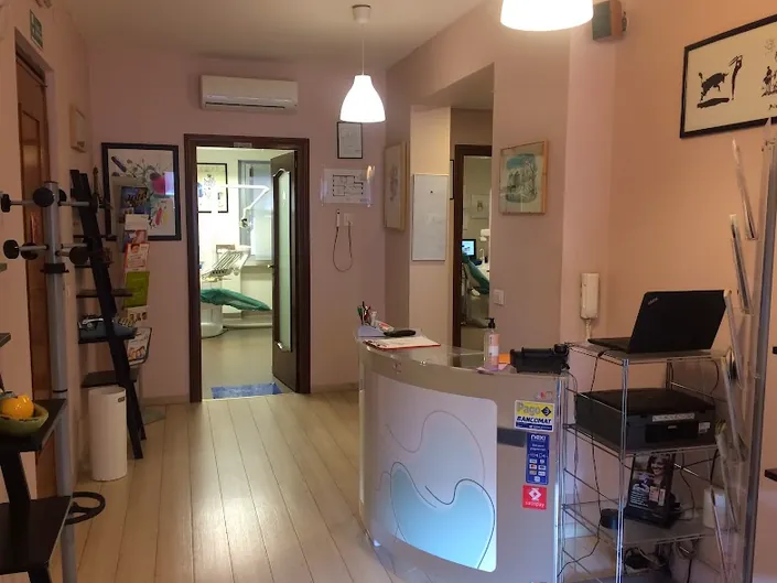 Studio Dentistico Dr. Aram Yari