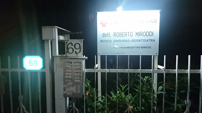 Studio dentistico Dr. Roberto Miroddi
