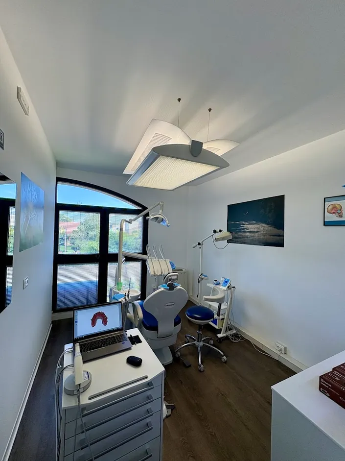 Studio Dentistico Linea Dent